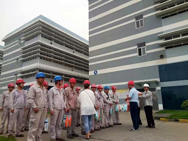 園區(qū)總工會(huì)送清涼，慧聚接棒暖人心